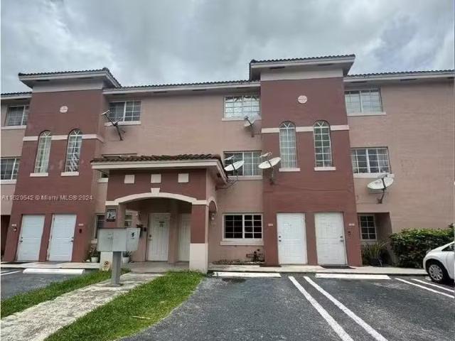 Condo for rent in Miami