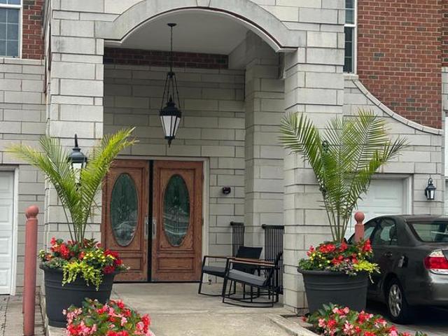 Condo for sale in Annapolis Junction, Maryland