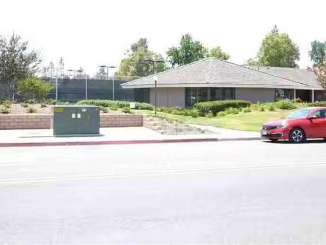 Condo for rent in Irvine, Oak Creek