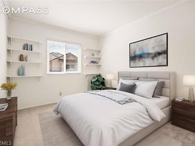 Townhouse for sale in Orange
