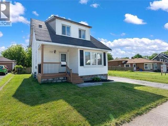 House for sale in Niagara Falls, Golden Horseshoe