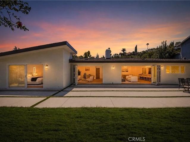 House for sale in Woodland Hills, Los Angeles