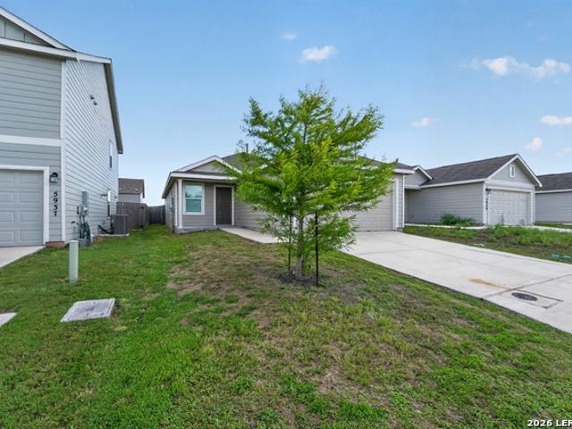 House for sale in Seguin, Texas