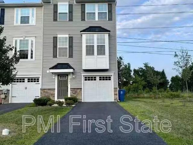 Condo for rent in Newark Condo for rent in Newark