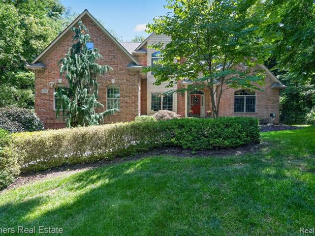 House for sale in Hamburg, Michigan