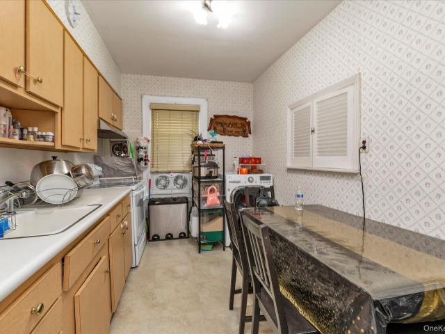House for sale in Queens, Arverne