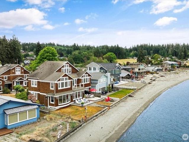 House for sale in Freeland, Washington