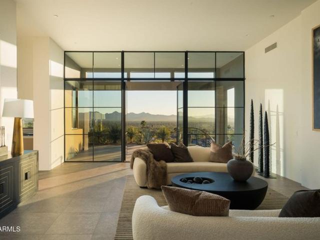 House for sale in Paradise Valley, Arizona
