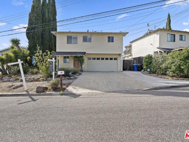 House for sale in Newbury Park, California