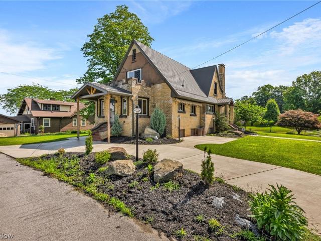 House for sale in Cadiz, Ohio