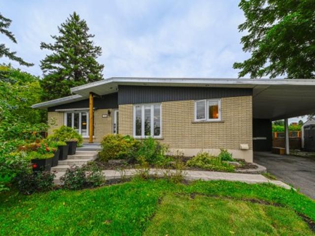 House for sale in Saint-jean-sur-richelieu, Quebec