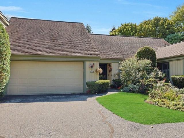 Condo for sale in Amawalk, New York