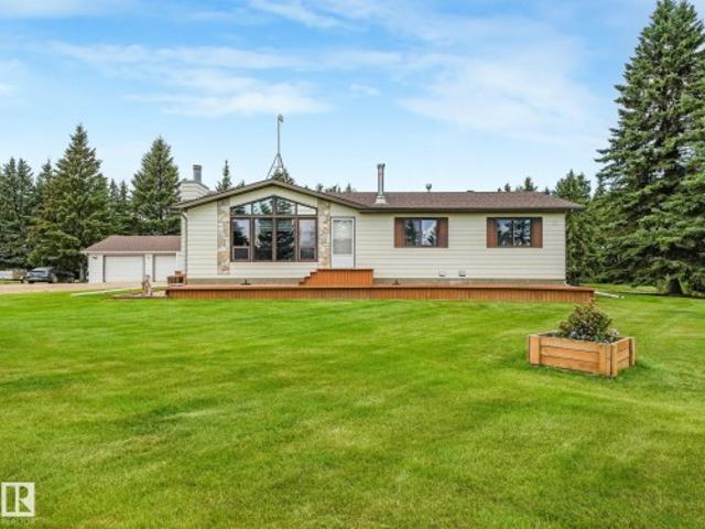 House for sale in Alberta