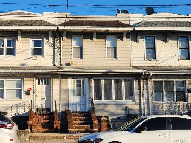House for sale in Queens, Arverne