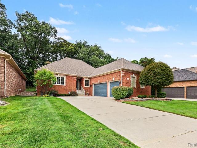 Condo for sale in Romeo, Michigan