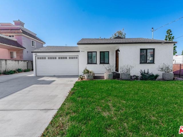 House for sale in Tarzana Neighborhood Council District, Canoga Park