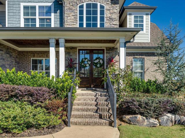 House for sale in Harrison, East Tennessee