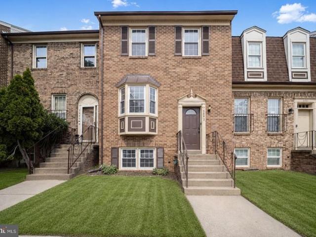 Townhouse for sale in Clinton, Maryland