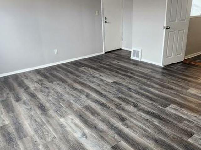 Apartment for rent in North Broadway, Cleveland