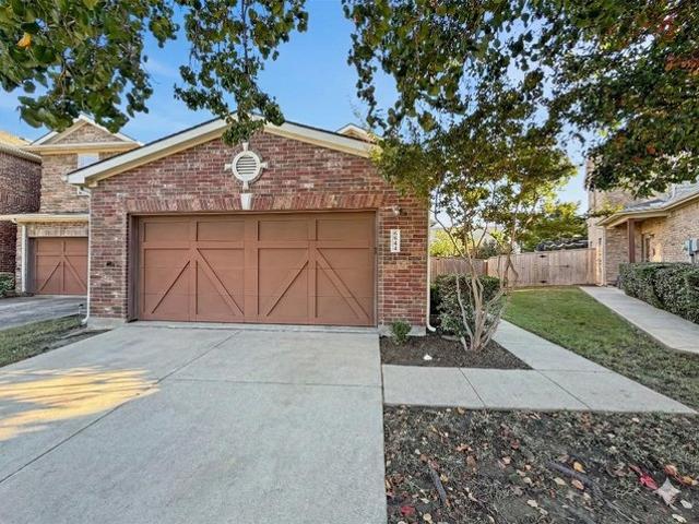 Townhouse for sale in Denton, Texas