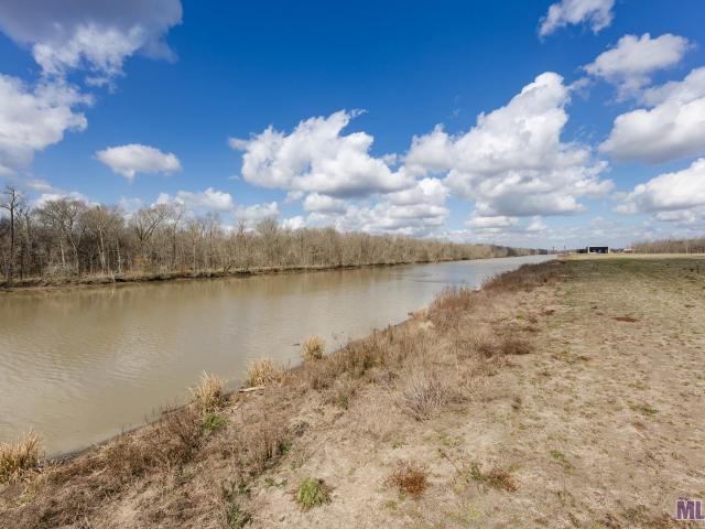 Land for sale in Brusly, Louisiana
