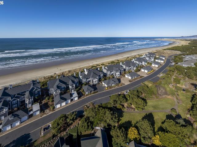 Condo for sale in Oregonia