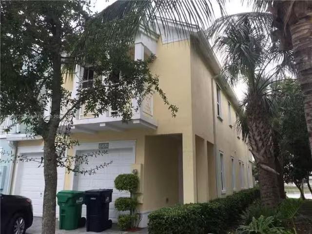 Condo for rent in Miami