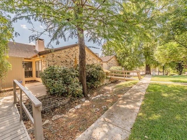 Townhouse for sale in Fort Worth, Texas