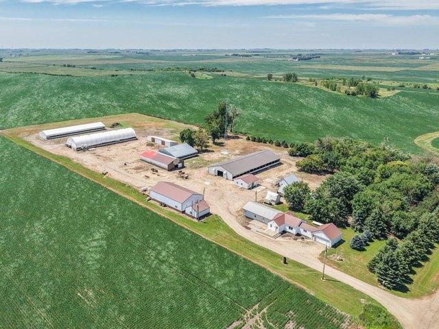 House for sale in Ocheyedan, Iowa