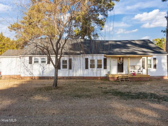 House for sale in Grimesland, North Carolina