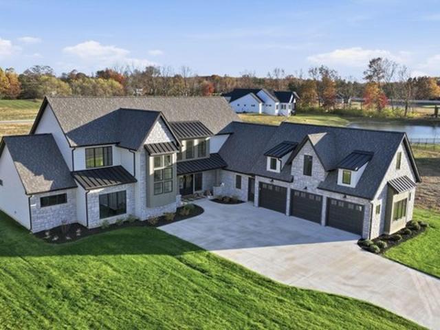 House for sale in Huntertown, Indiana