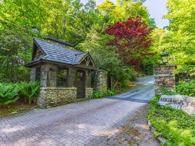 House for sale in Highlands, North Carolina