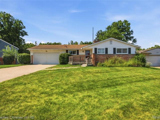 House for sale in Auburn Hills, Michigan