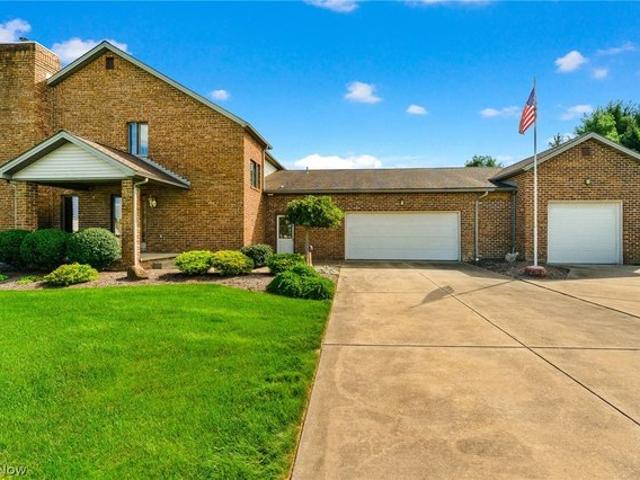 Condo for sale in Briarcliff Heights, Canfield