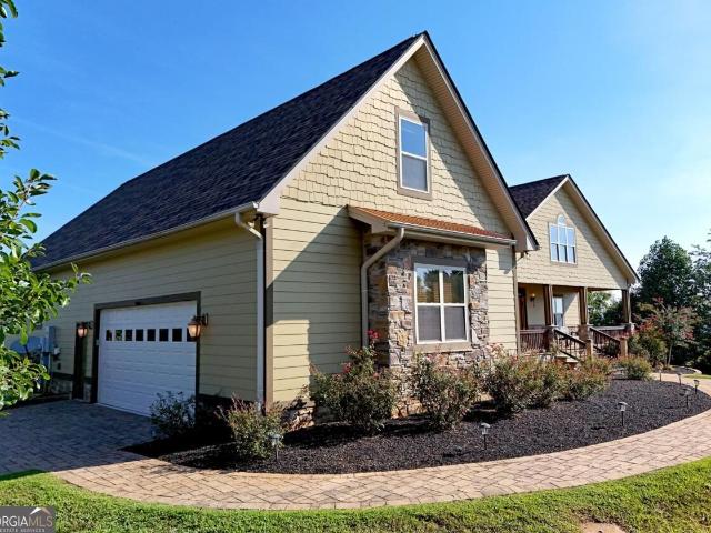 House for sale in Blairsville, Georgia
