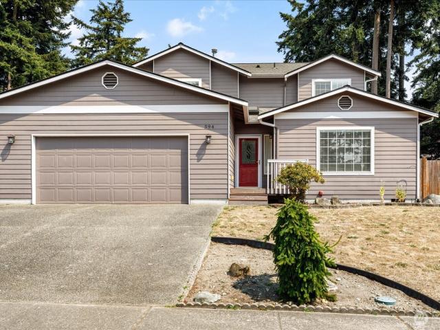 House for sale in Oak Harbor, Washington