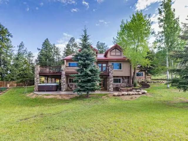 Condo for rent in Woodland Park