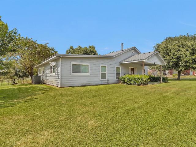 House for sale in Grimes, Texas