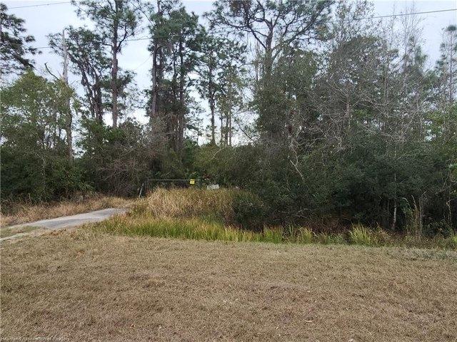House for sale in Frostproof, Polk County