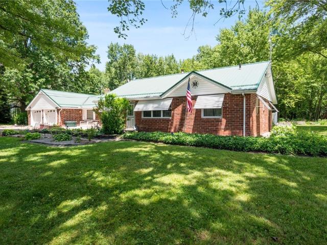House for sale in Leavittsburg, Ohio