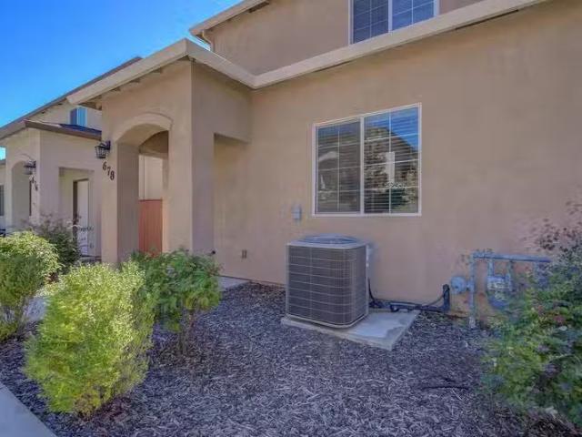 Condo for rent in Redding