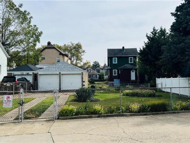 Land for sale in Maspeth, New York
