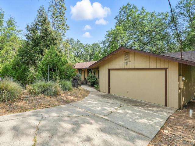House for sale in North Fork, California