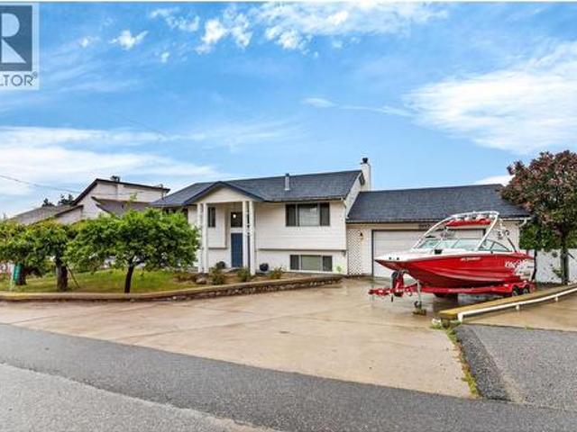 House for sale in Peachland, British Columbia