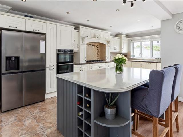 Detached House for sale in Dublin 15, North Tipperary