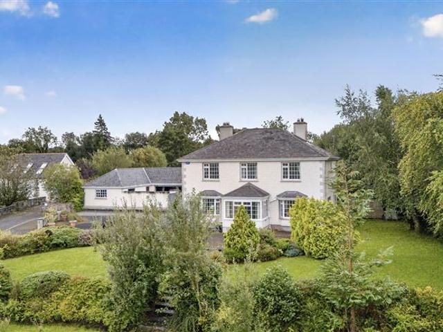 Detached House for sale