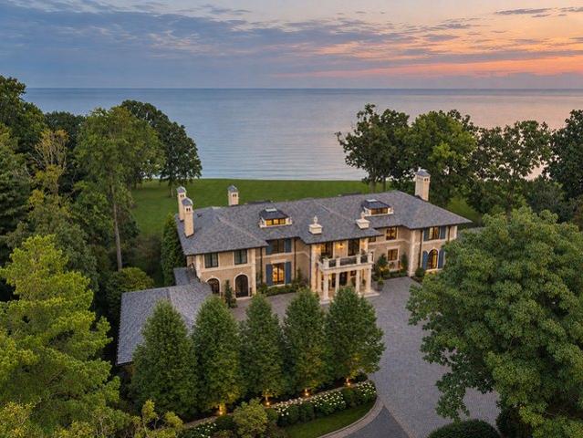 House for sale in Lake Forest, Lake County