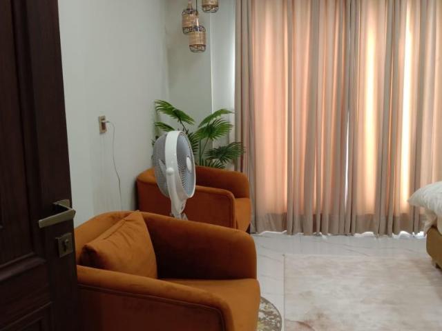 Apartment for sale in Lahore, Bahria Town