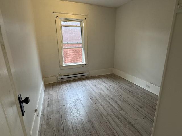 Apartment for rent in Welland, Golden Horseshoe