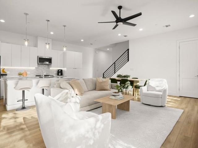 Townhouse for sale in Williamson, Texas